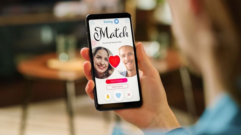 AvoDate Review 2025: First Impressions, Rates and Functions
